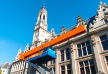 Différences entre location de lift avec ou sans opérateur à Bruxelles